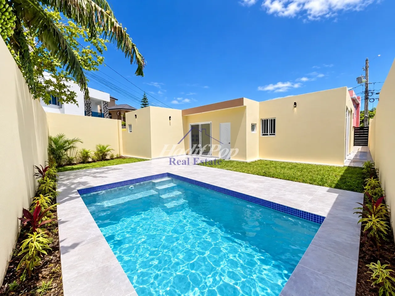 House for rent with pool