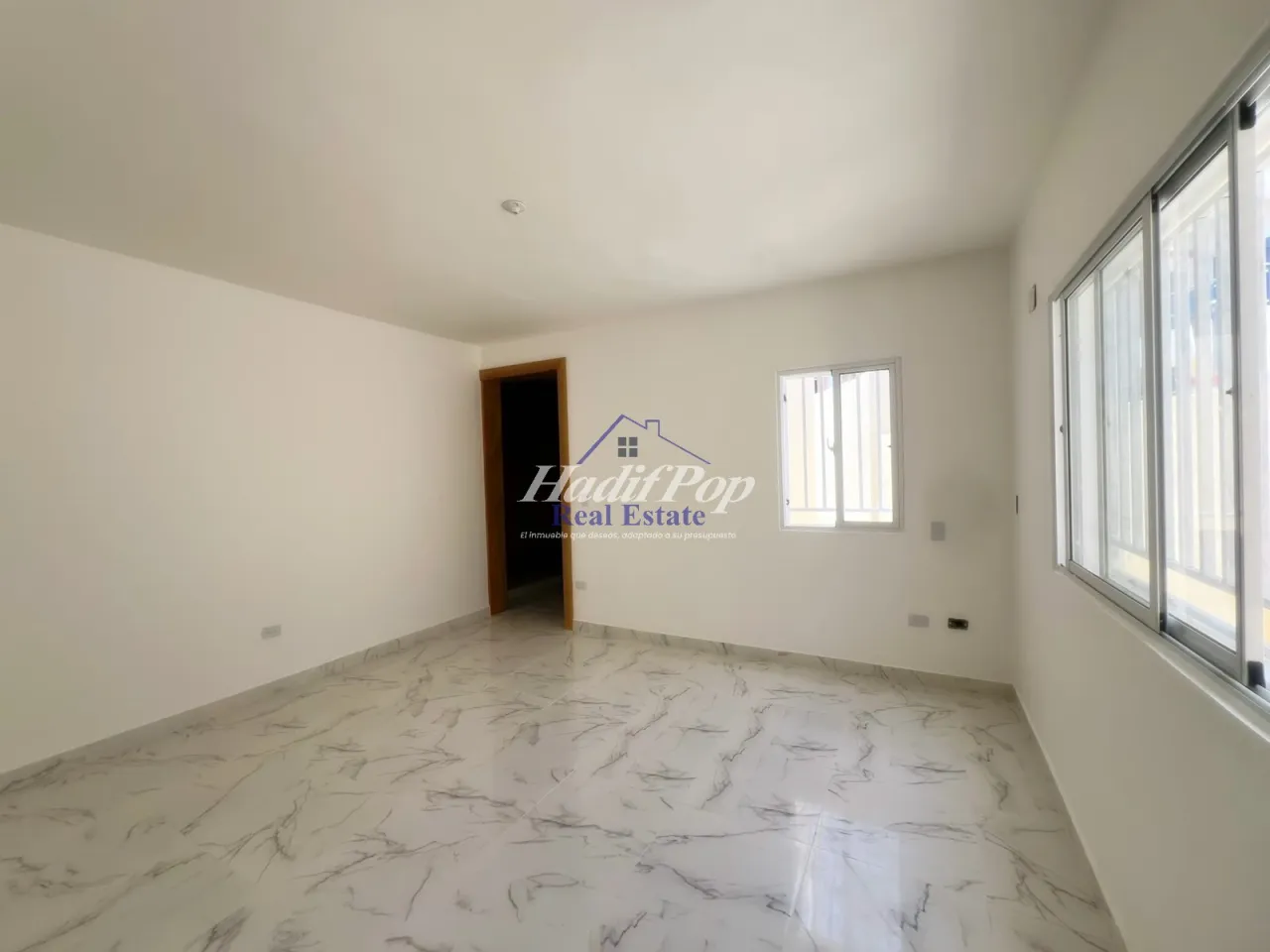 House for rent with pool photo 2