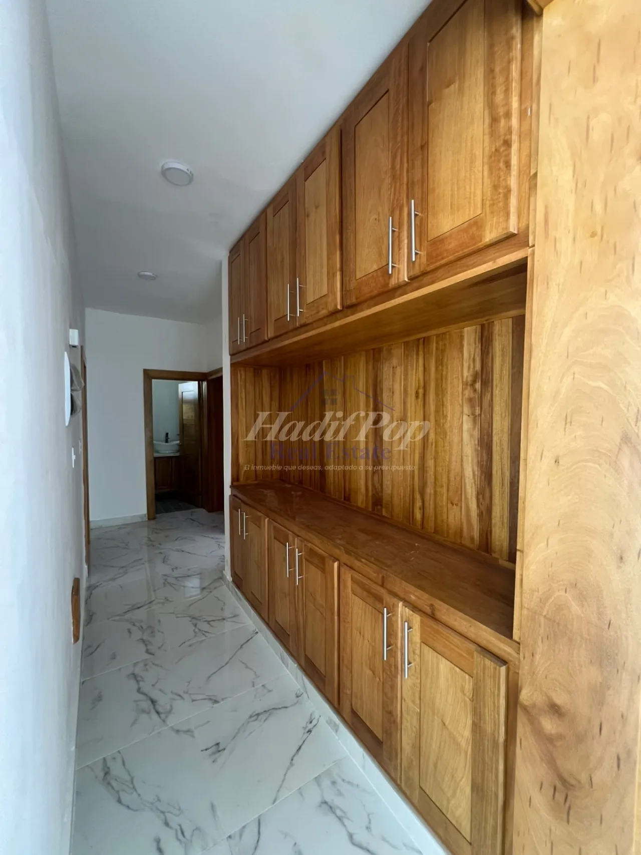 House for rent with pool