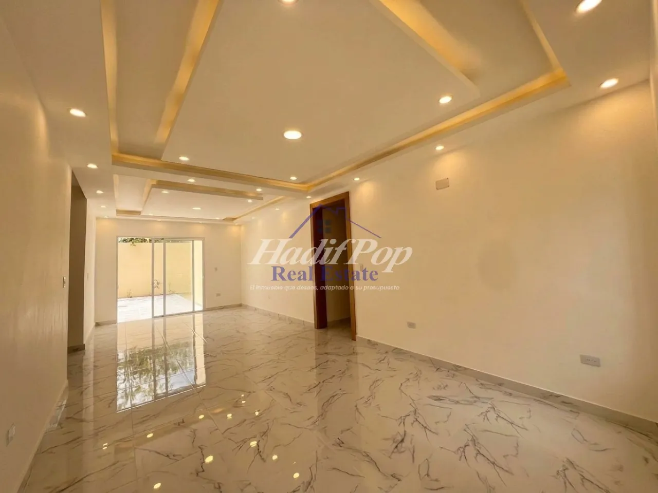 House for rent with pool