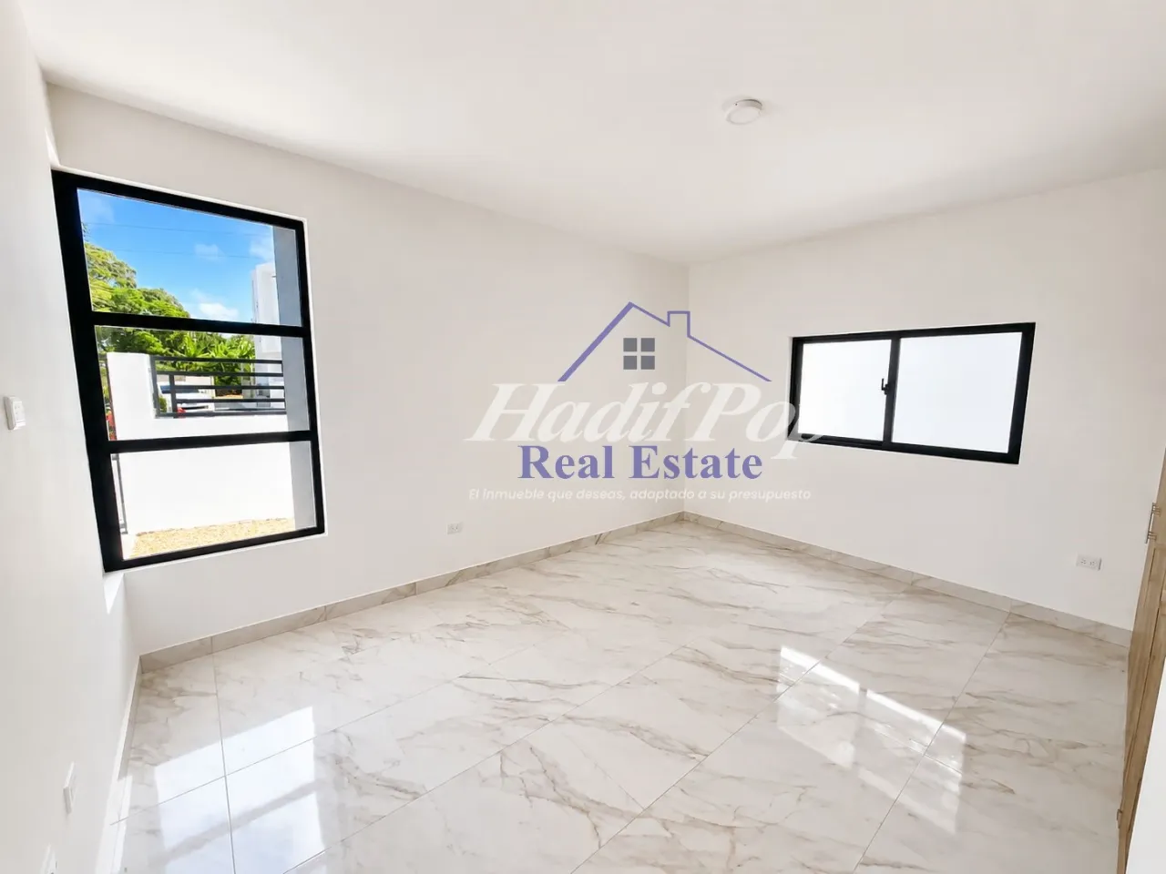 CASA  MINIMALISTA EN VENTA