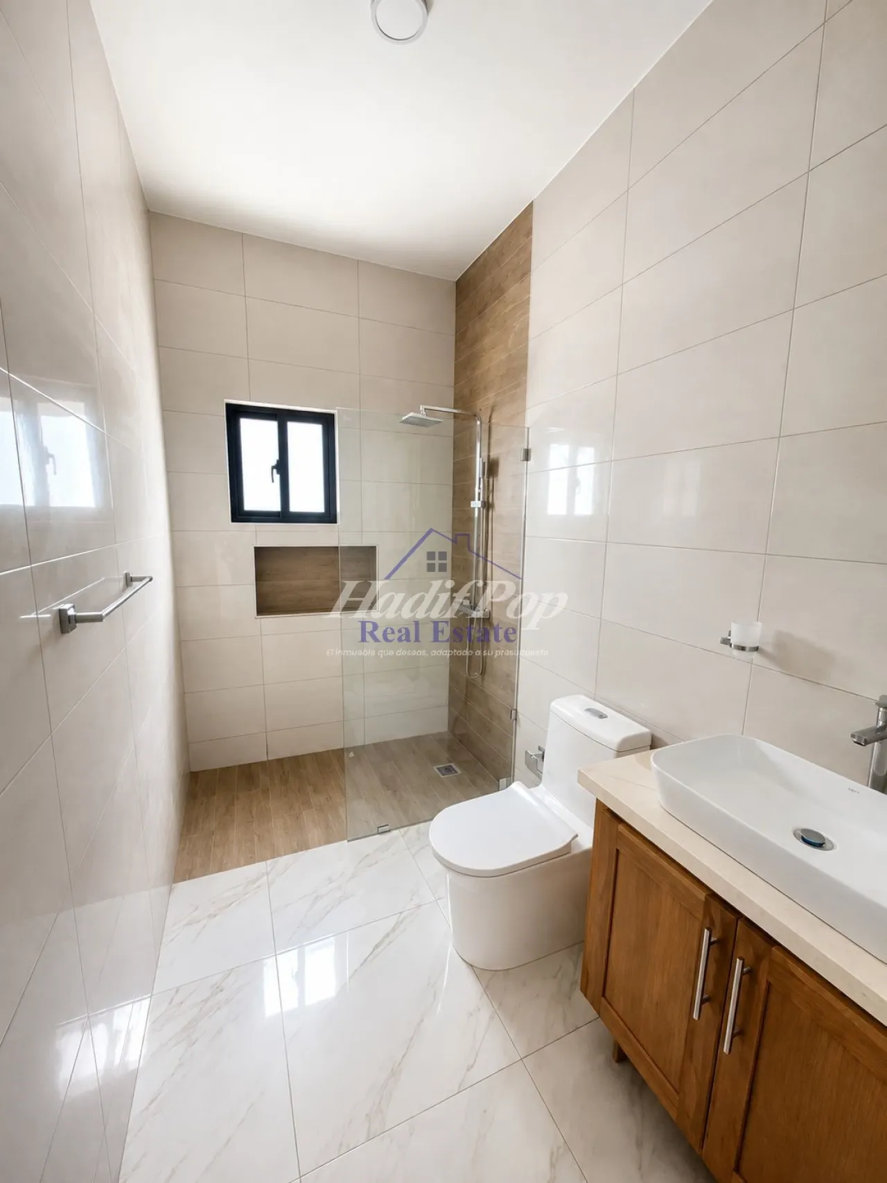 CASA  MINIMALISTA EN VENTA