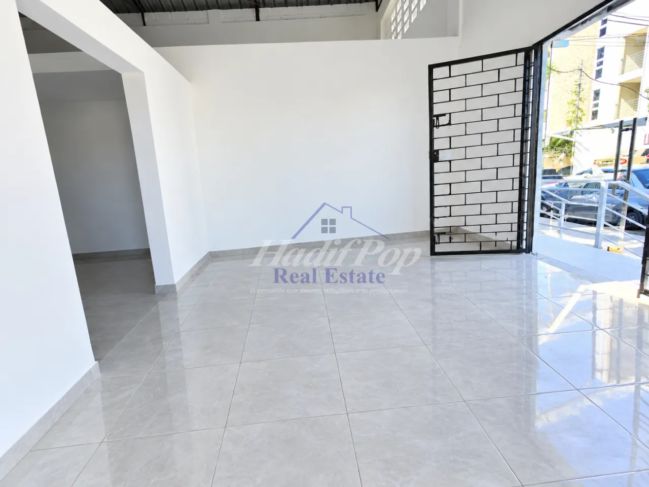 LOCAL EN RENTA photo 2