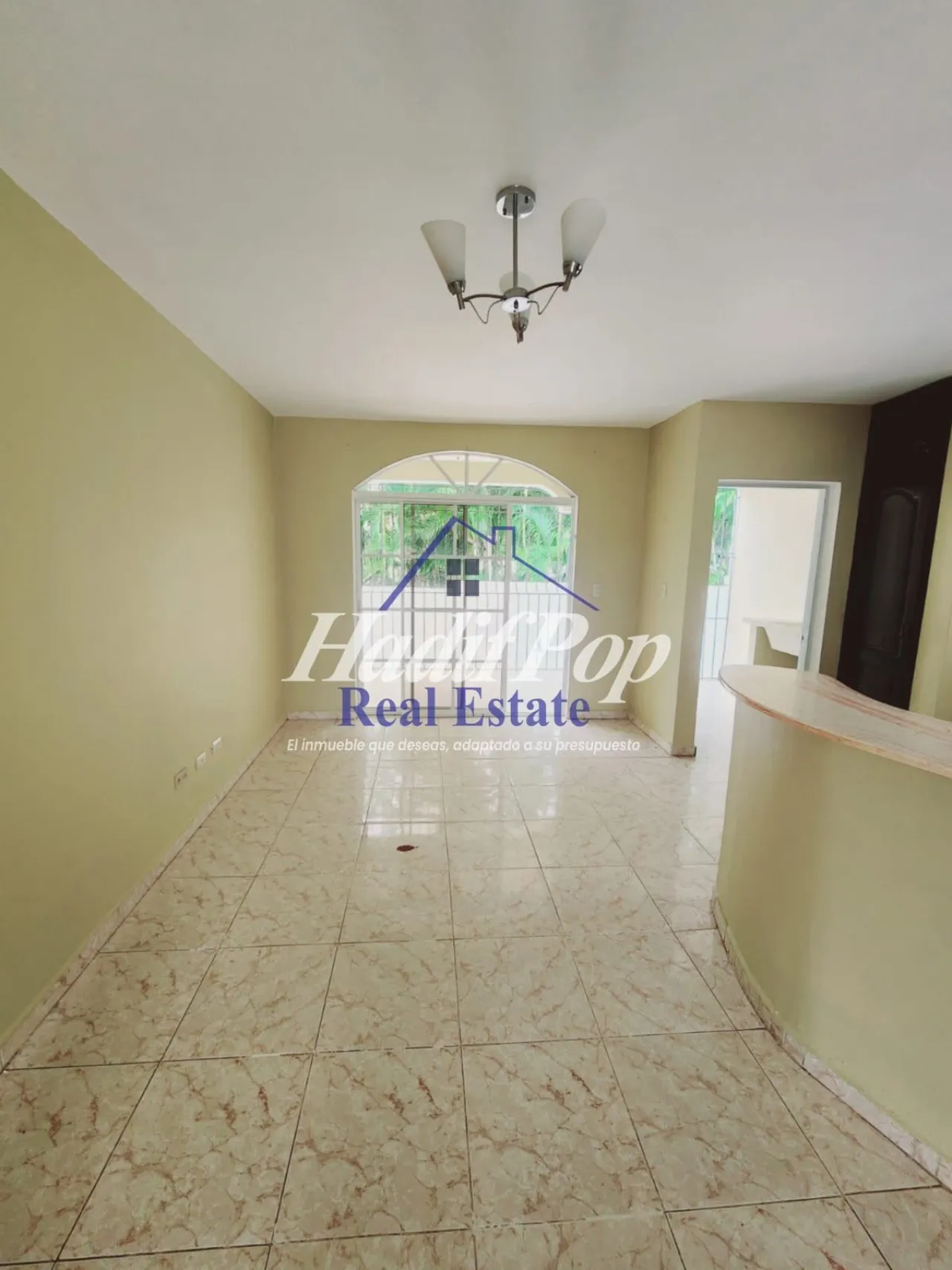 RENT: Spacious 2nd Floor Apartment
