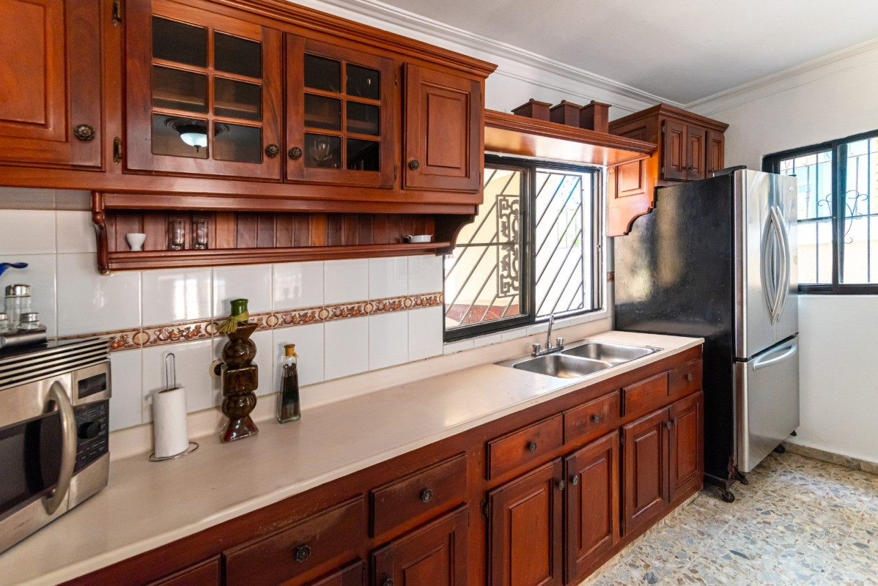 Luxury 2-level house, furnished and with a large patio in a privileged area of Puerto Plata