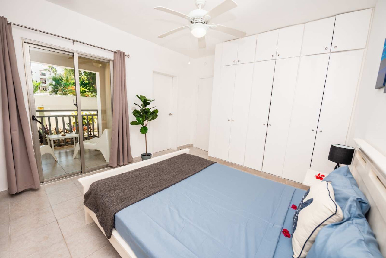 Experimente el epítome de la vida de lujo en un condominio de 2 dormitorios y 2,5 baños en Bávaro, Punta Cana