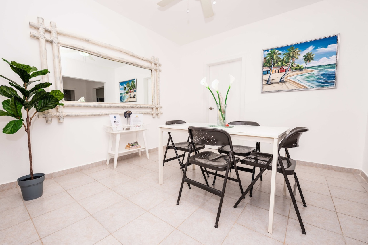 Condominio de 2 habitaciones en Bavaro: vida elegante a pasos de la playa