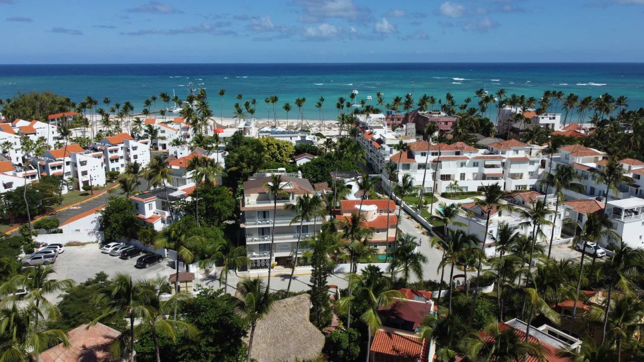 Luxurious Penthouse in Bavaro: A Dream Beachfront Property