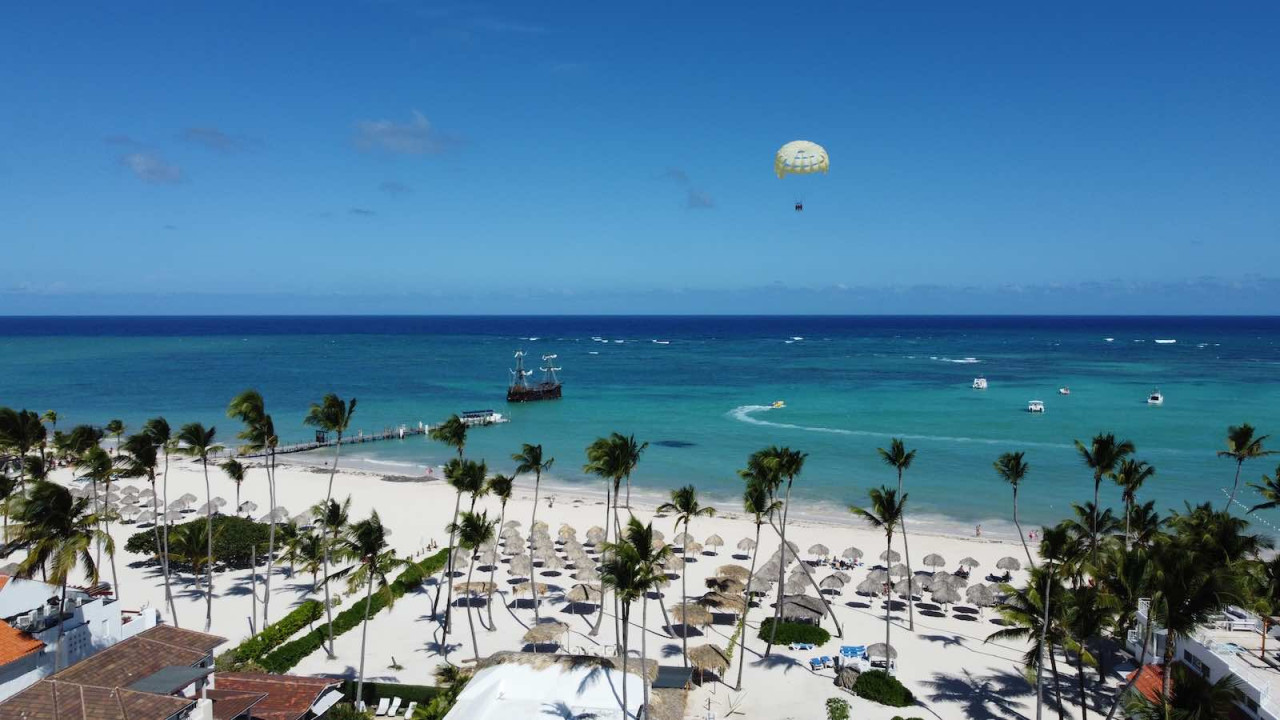Luxurious Penthouse in Bavaro: A Dream Beachfront Property