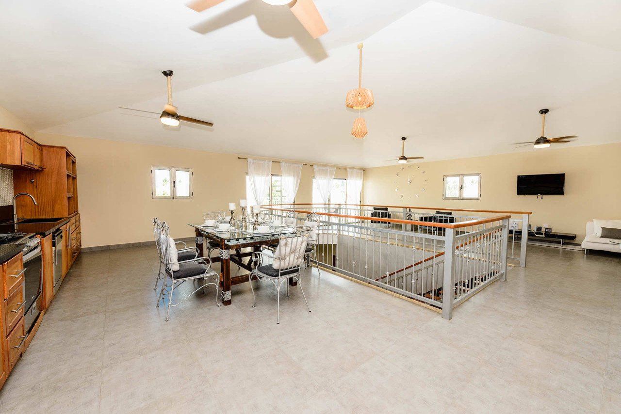 Luxurious Penthouse in Bavaro: A Dream Beachfront Property