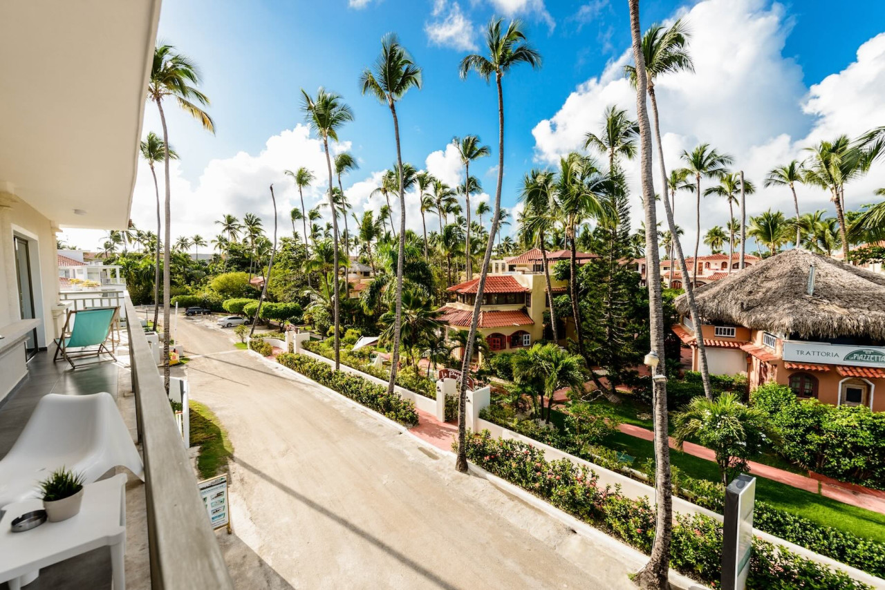 Apartamento de 1 dormitorio en Bavaro: tu oasis junto a la playa te espera
