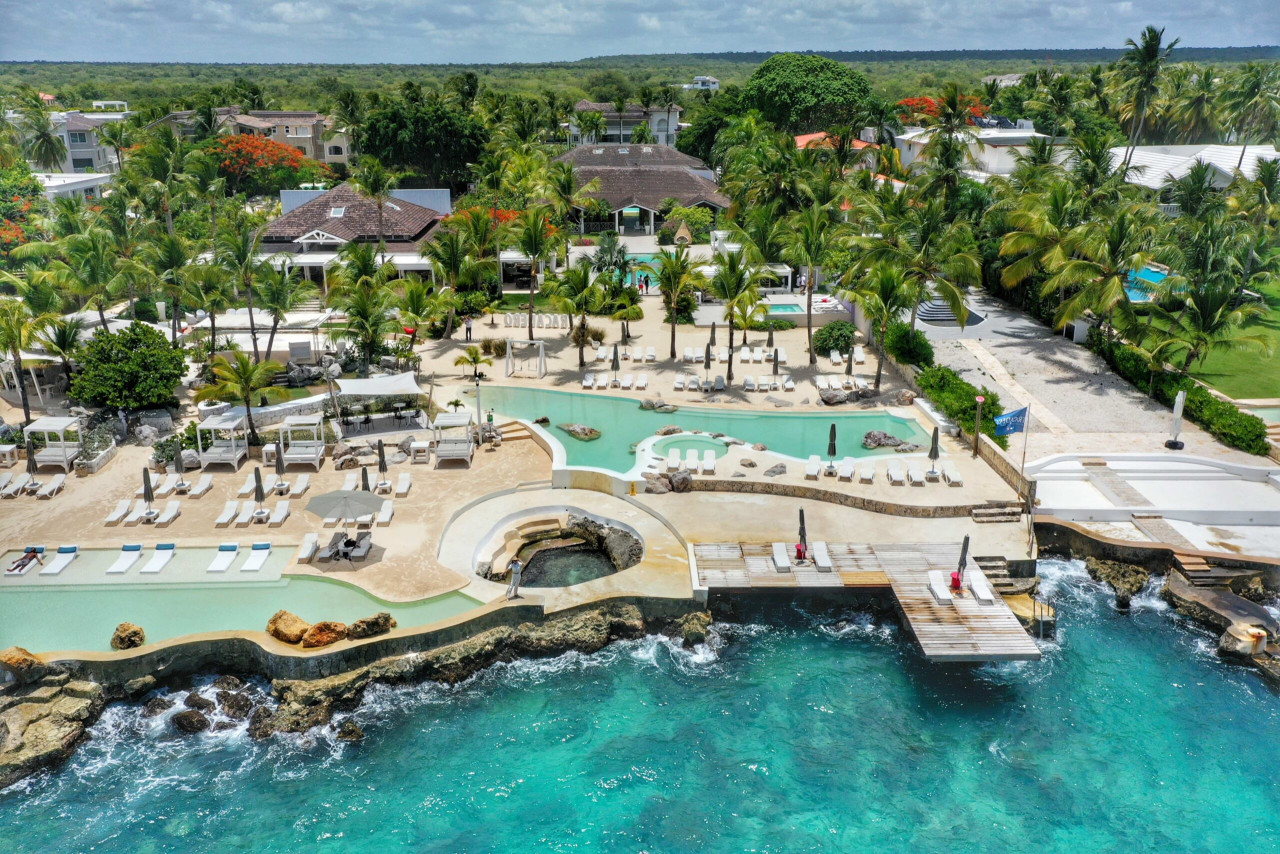 Condos On The Caribbean Coast With The Private Beach Club