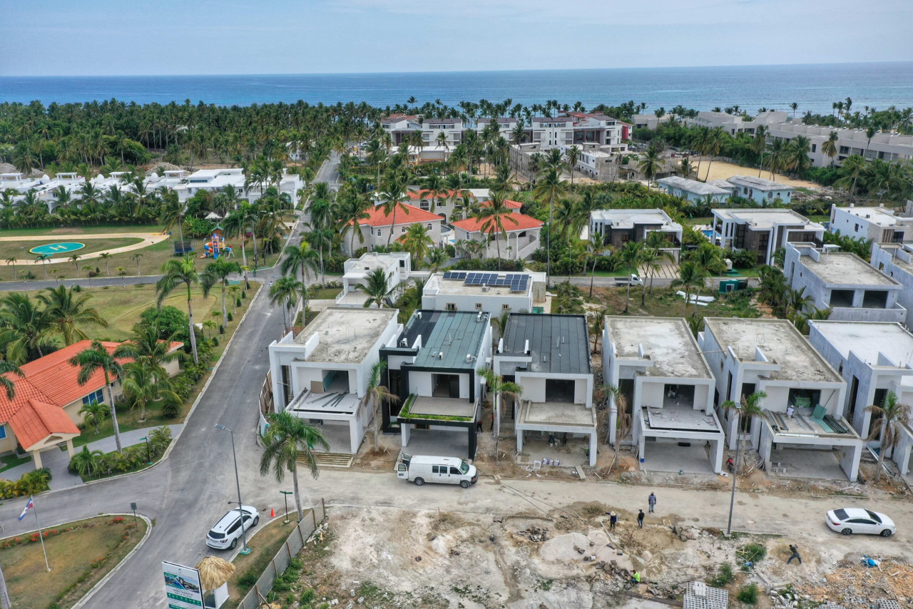 Stunning Beach Villas In Uvero Alto, Bavaro