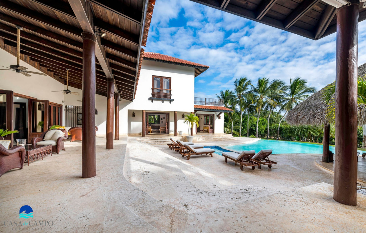 Secluded Elegance: A Spacious 5-Bedroom Villa in Casa de Campo