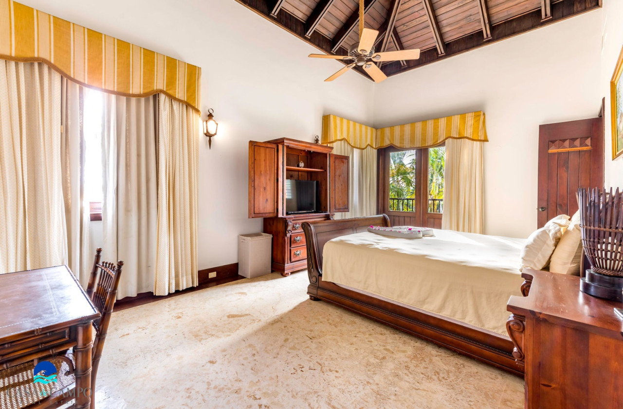 Secluded Elegance: A Spacious 5-Bedroom Villa in Casa de Campo