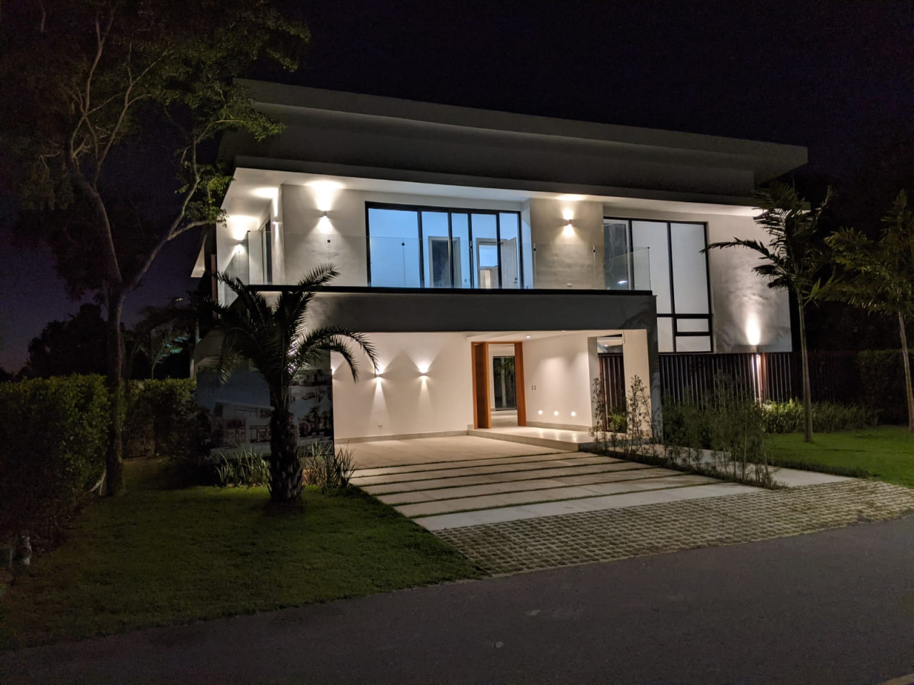 Excellent Villa With Stunning Pool In Punta Cana West