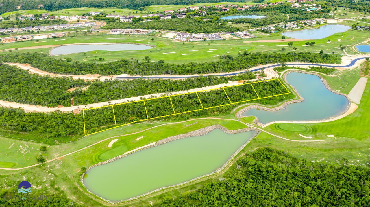 Your Gateway to Golf Paradise in Casa de Campo 2439 m2 / 26,231 ft2