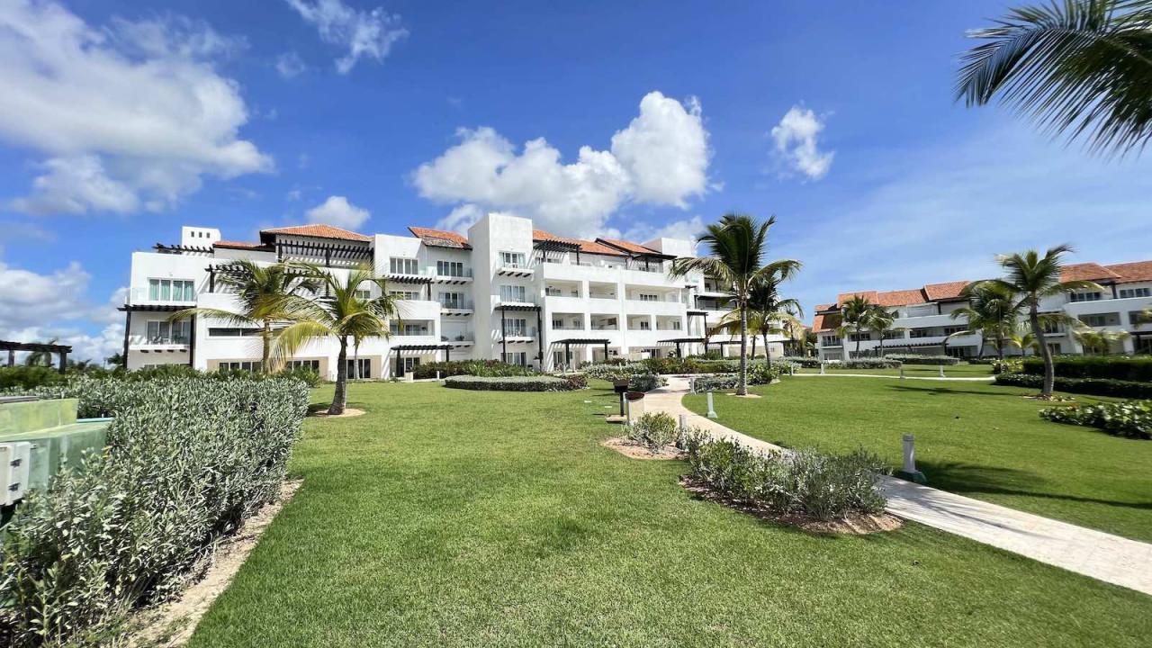 Special Offer on Luxurious Ocean View Condo in Cap Cana