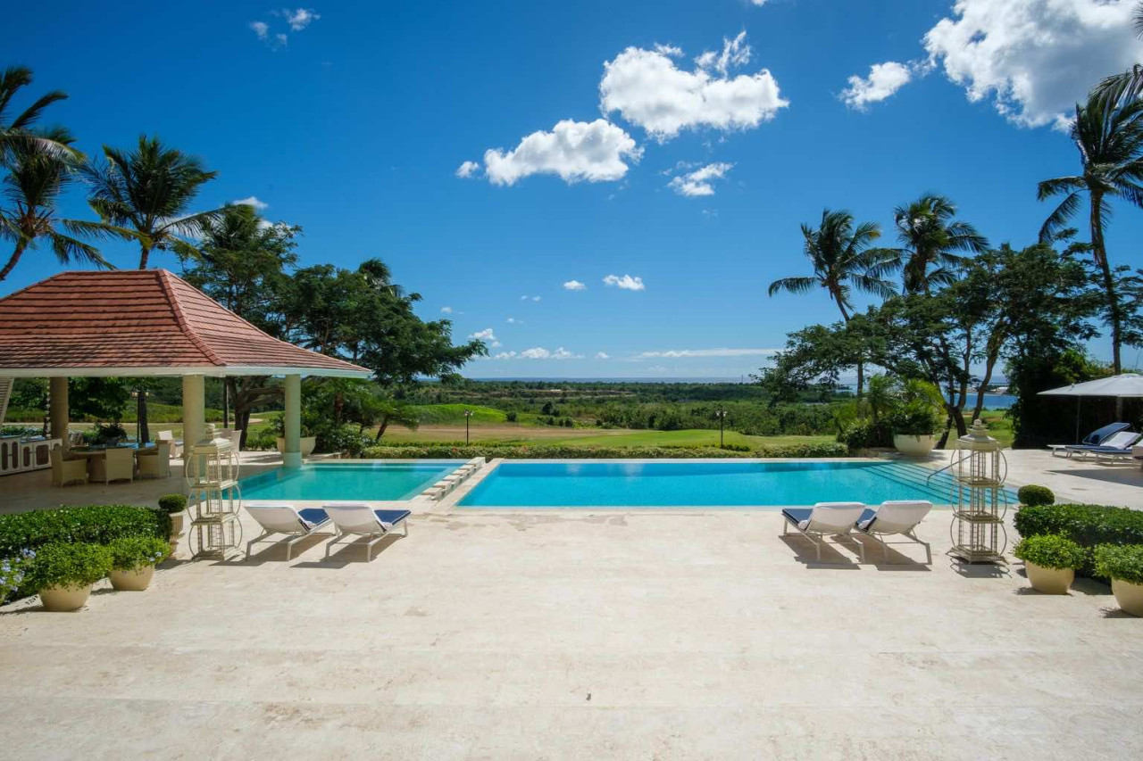 Exclusive 10-Bedroom Mansion with Ocean Views in Casa de Campo