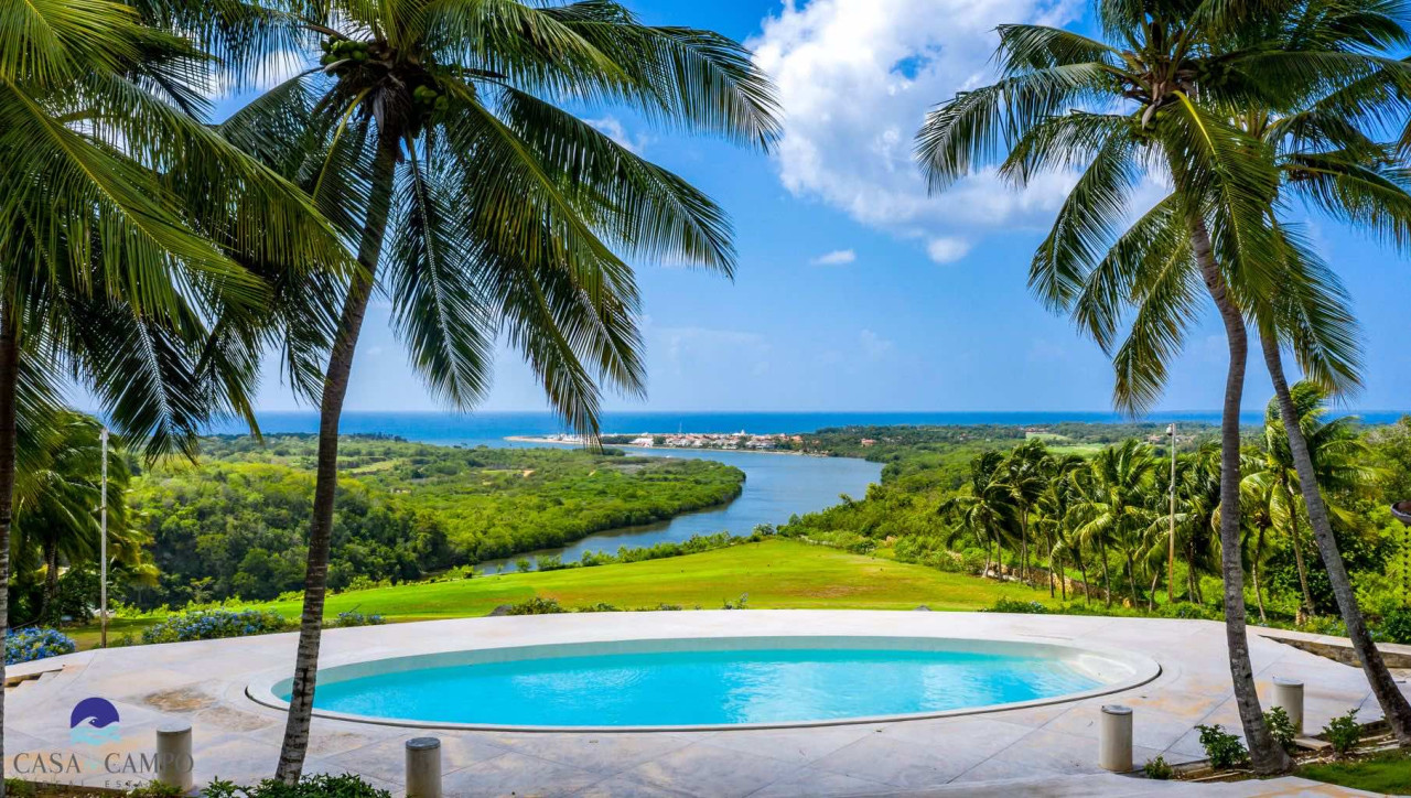 Exclusive 5-Bedroom Ocean-View Villa in Casa de Campo