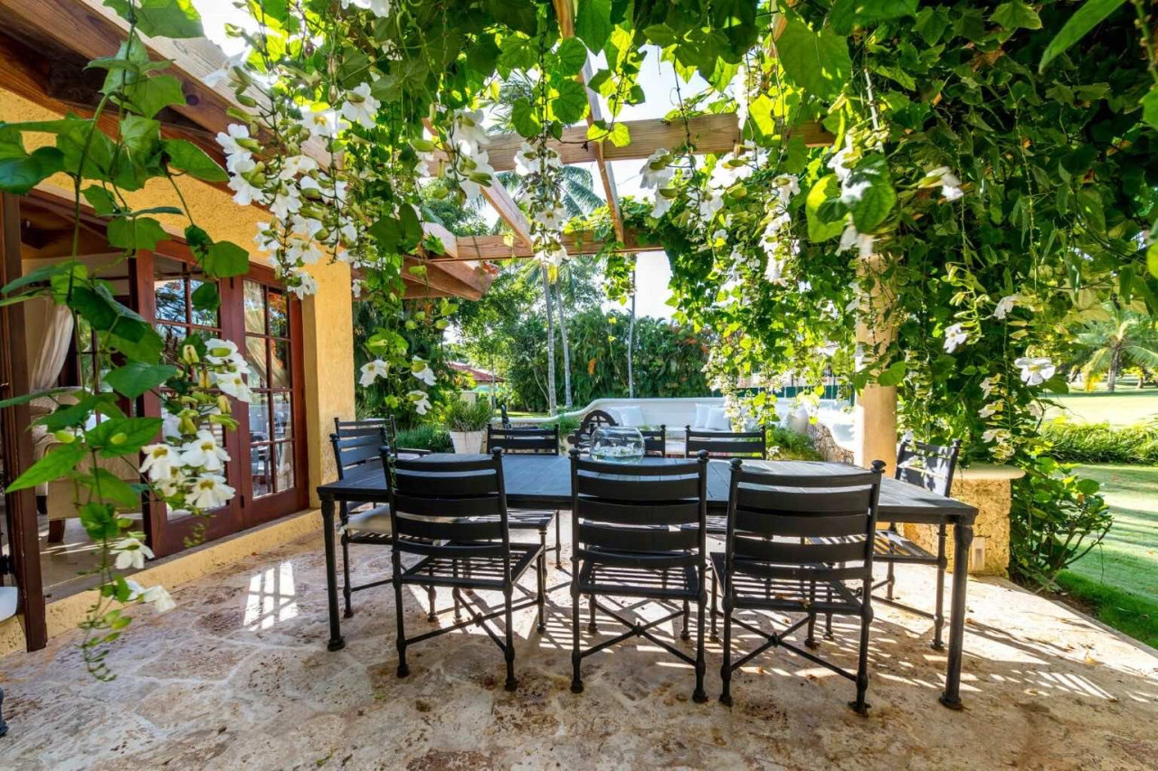 Exquisite 5-Bedroom Villa in Casa de Campo: A Blend of Luxury and Nature
