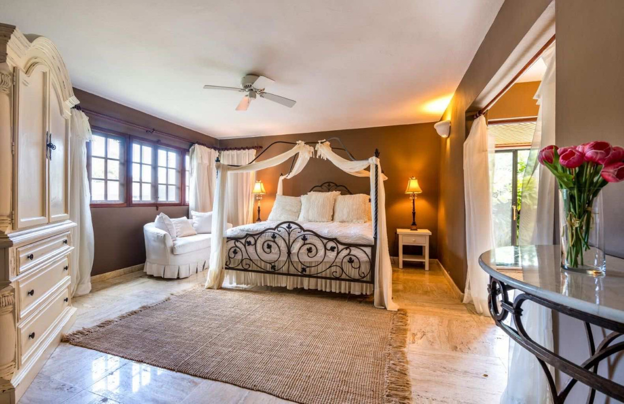 Exquisite 5-Bedroom Villa in Casa de Campo: A Blend of Luxury and Nature