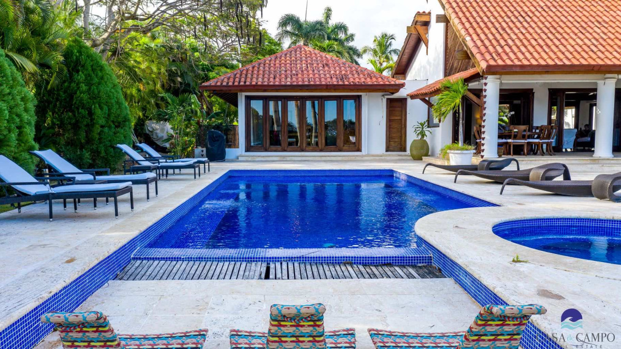 Elegant Villa in Casa de Campo: A Marvel of Luxury and Ocean Views
