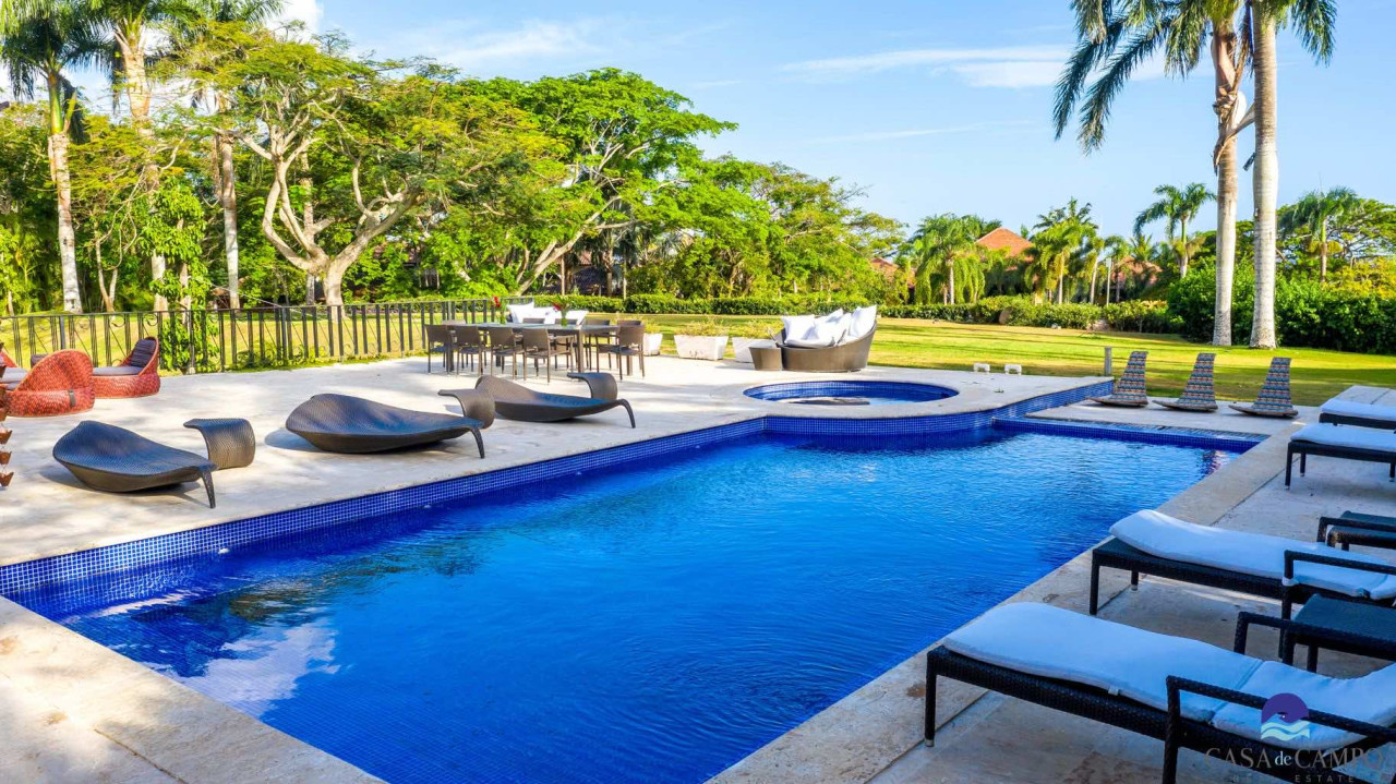 Elegant Villa in Casa de Campo: A Marvel of Luxury and Ocean Views