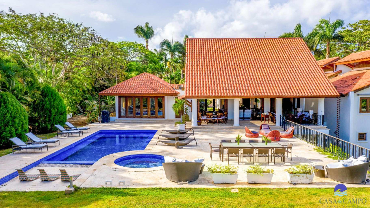 Elegant Villa in Casa de Campo: A Marvel of Luxury and Ocean Views