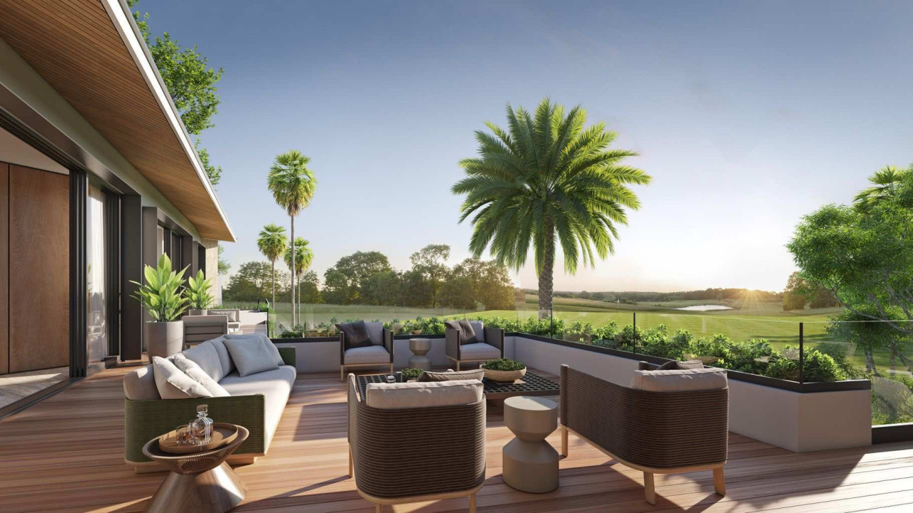 Modern Elegance Meets Golf Course Views: Majestic 6-Bedroom Villa in Casa de Campo