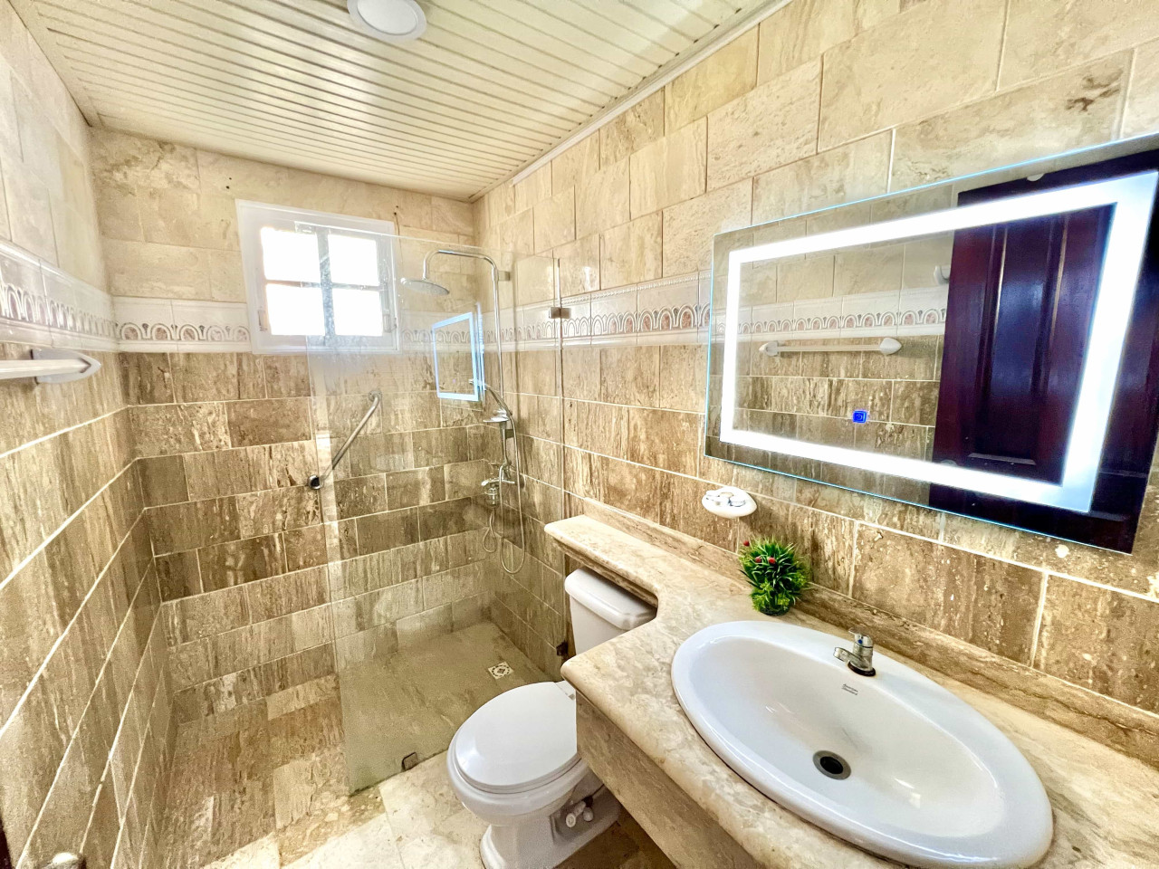 Elegante apartamento en primer piso en Caribbean Golf, Cocotal