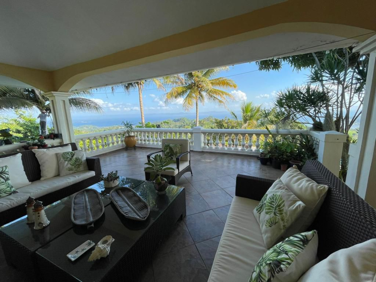 Villa with unbeatable views on top of the mountain