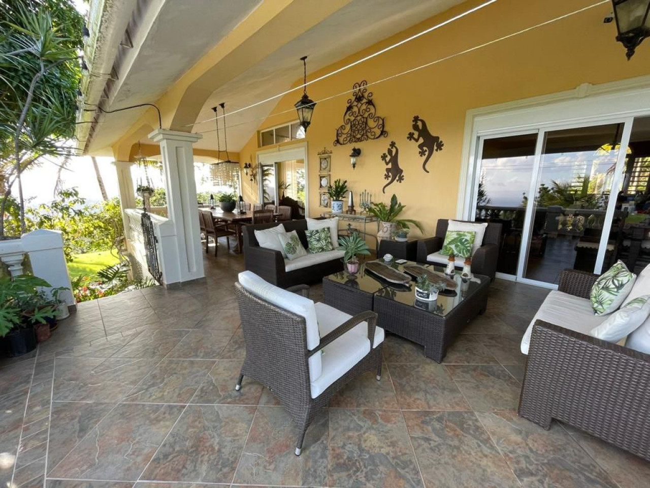 Villa with unbeatable views on top of the mountain