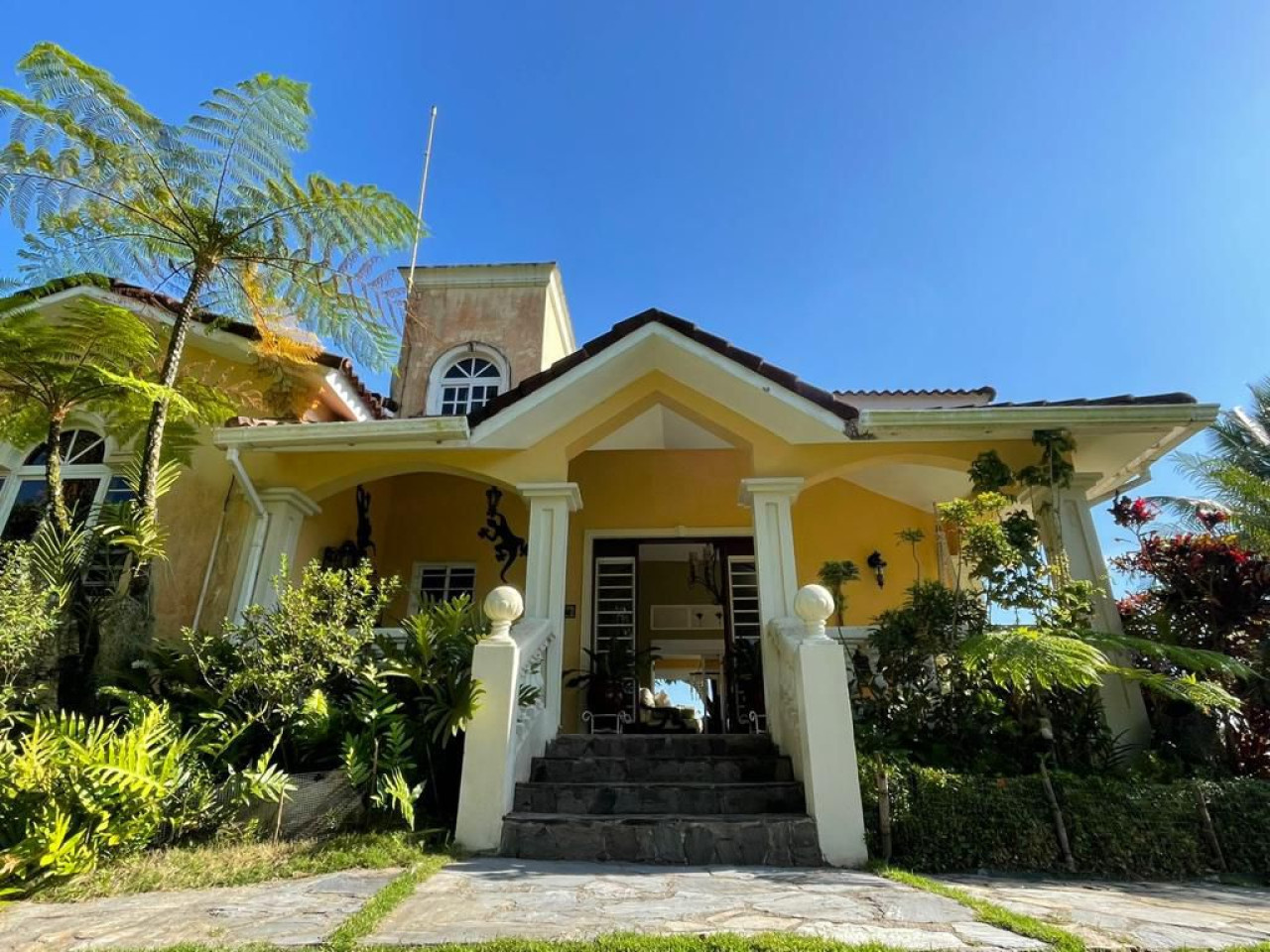 Villa with unbeatable views on top of the mountain