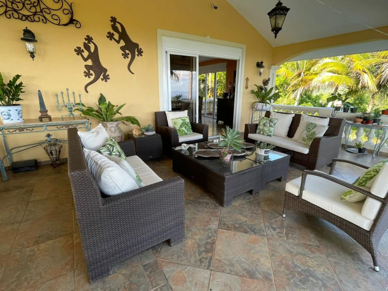 Villa with unbeatable views on top of the mountain