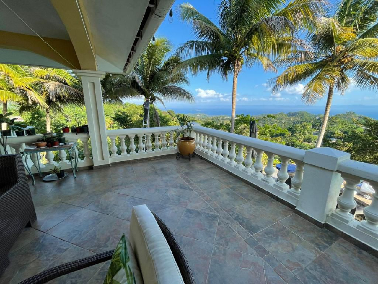 Villa with unbeatable views on top of the mountain