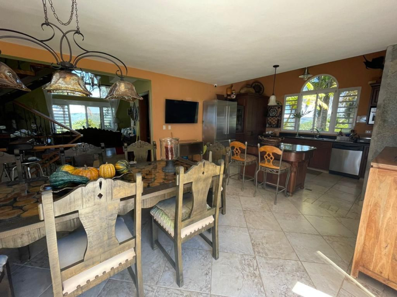 Villa with unbeatable views on top of the mountain