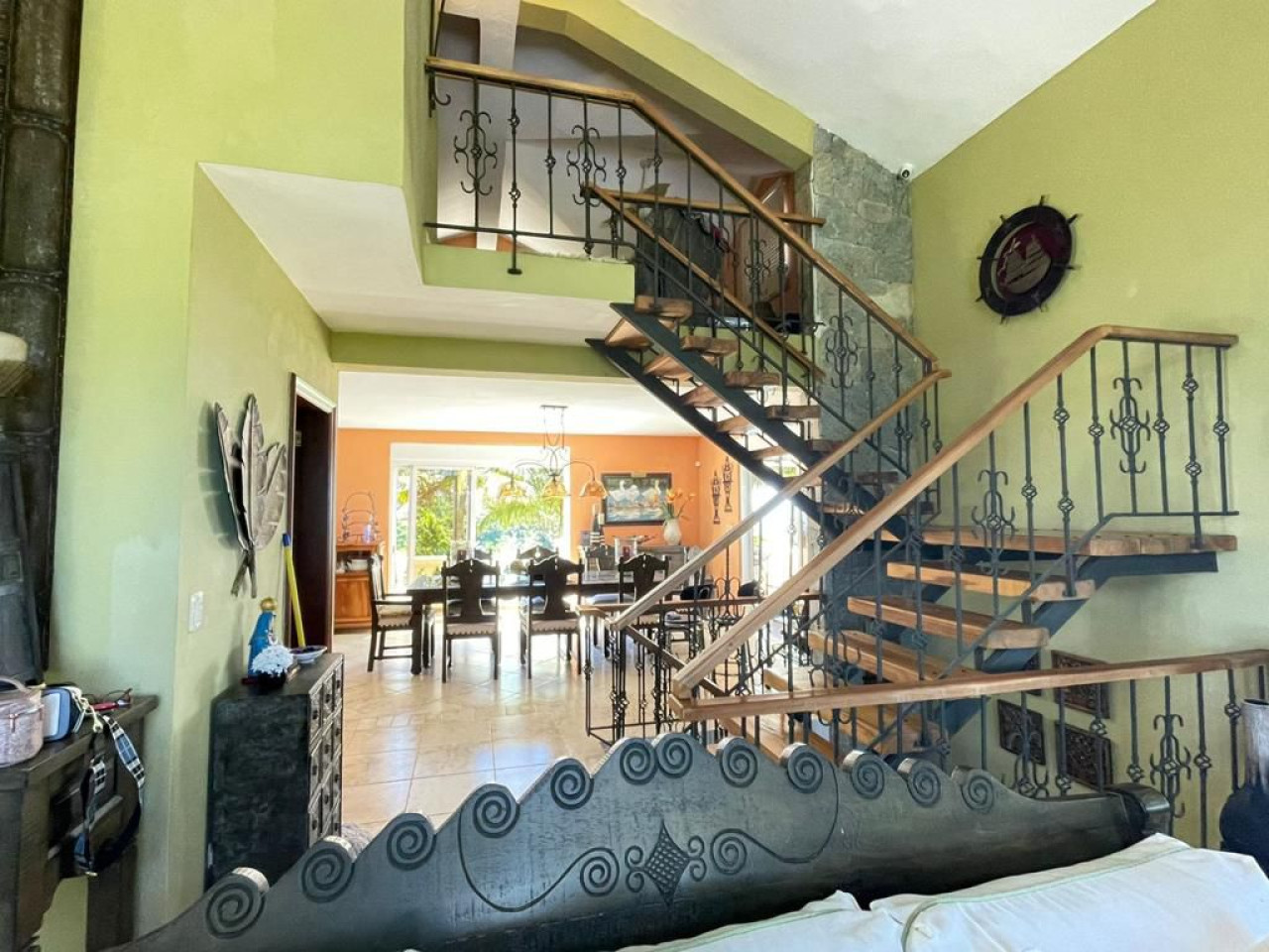 Villa with unbeatable views on top of the mountain