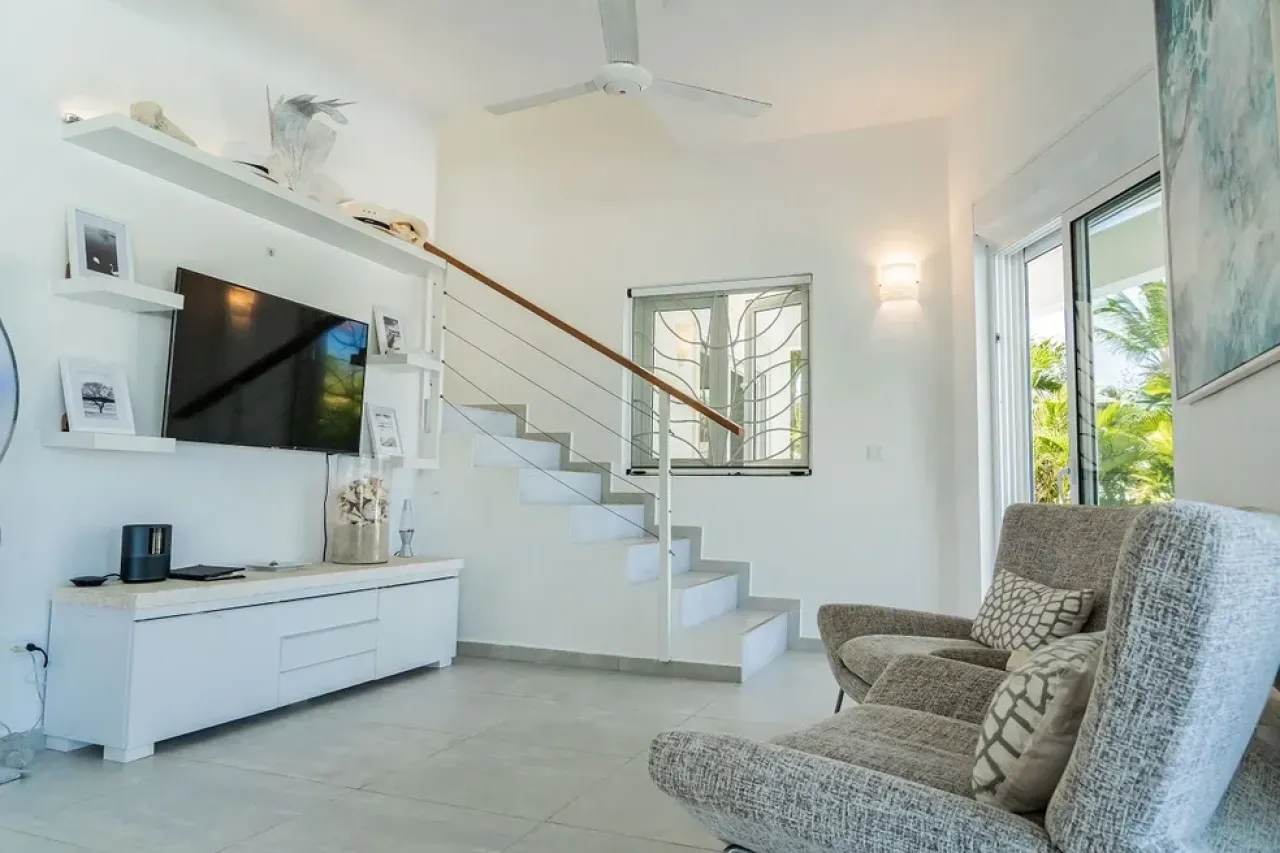 Magnificent beachfront villa