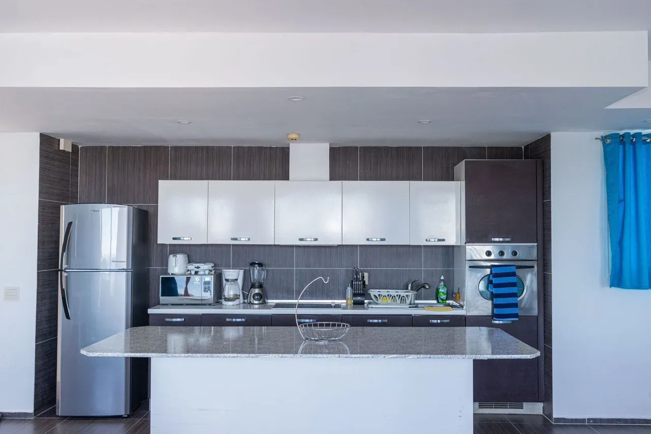 Apartment with incredible sea views and beachfront location