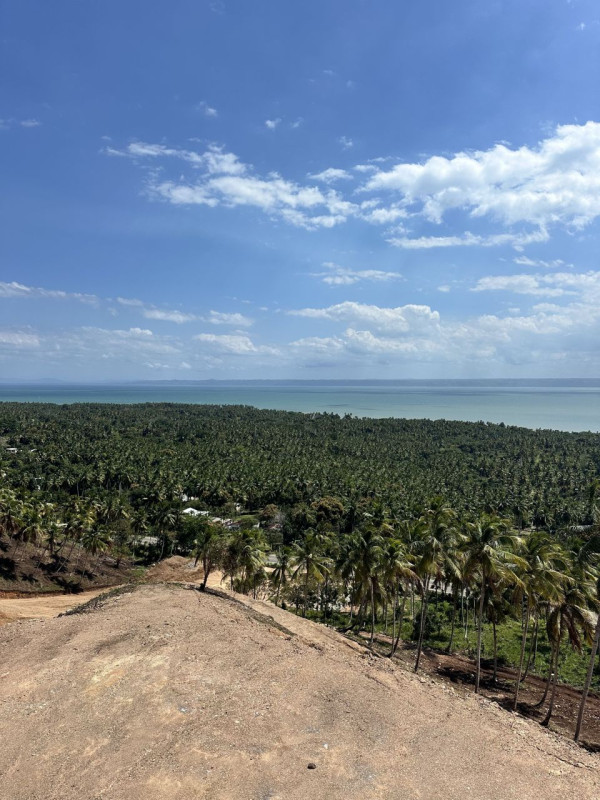 Terrain avec magnifique vue mer