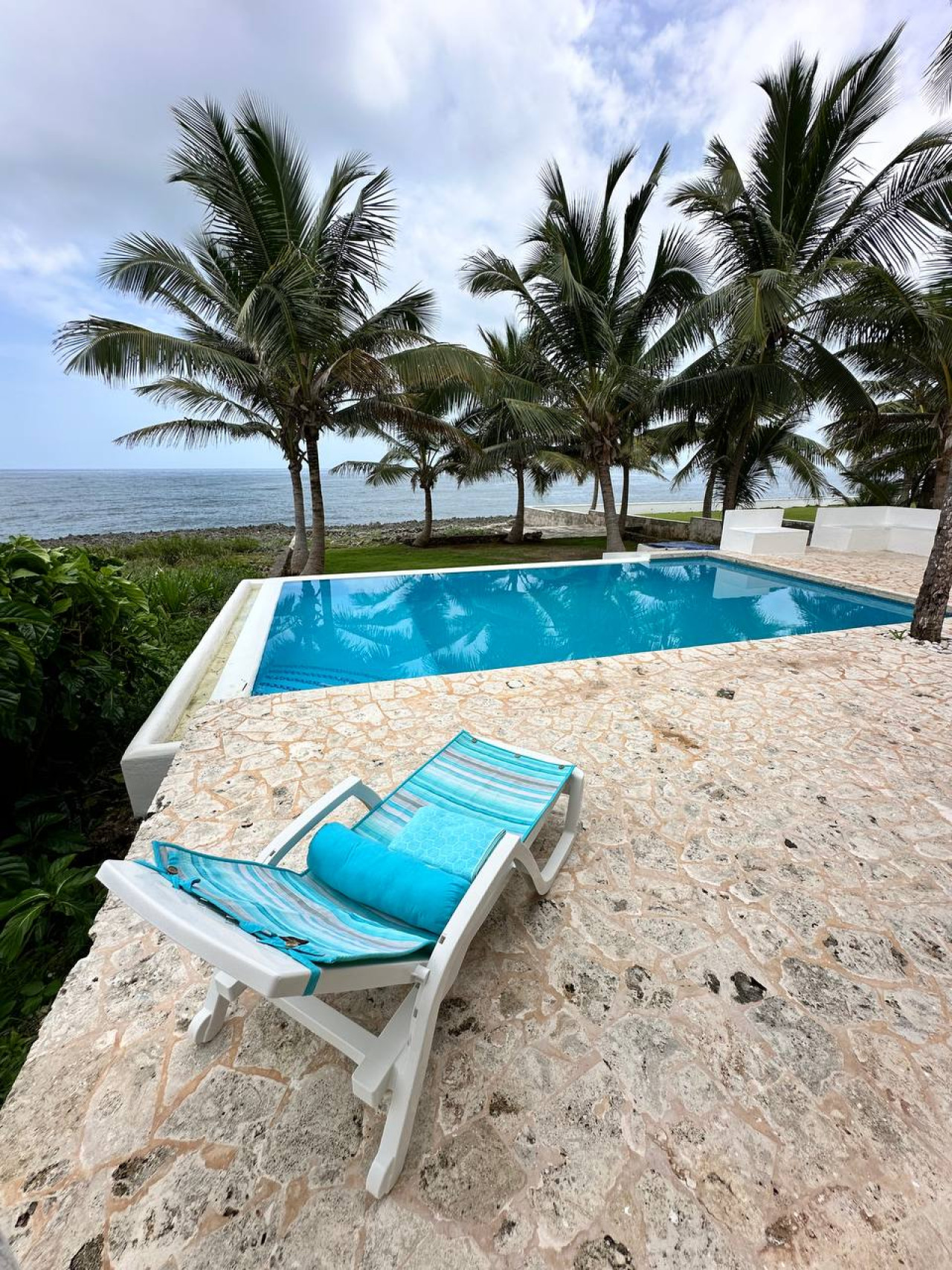 Spacious oceanfront villa with incredible views