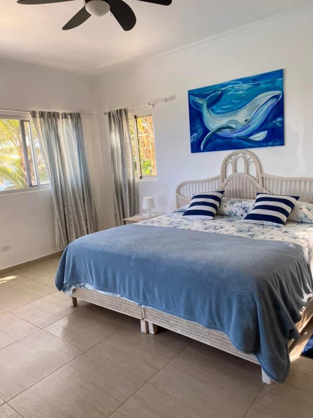 Spacious oceanfront villa with incredible views