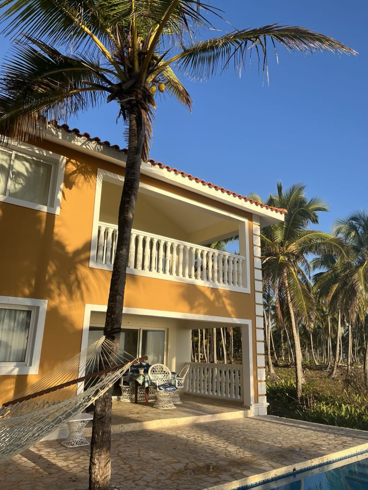 Spacious oceanfront villa with incredible views