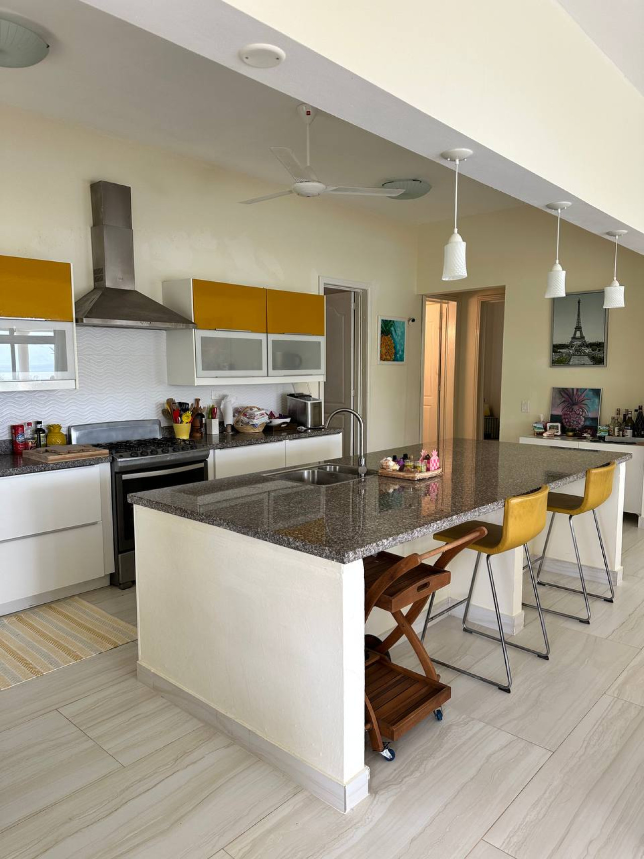 Original villa with fantastic sea views on the first line
