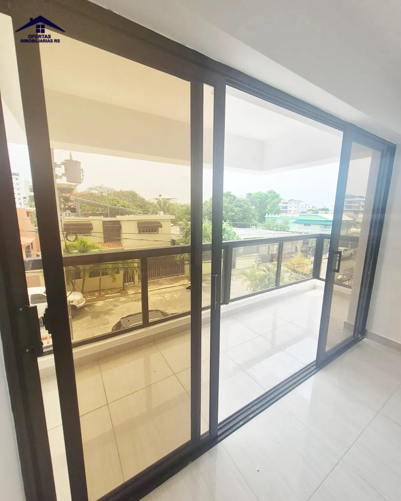 ONLY TWO UNITS AVAILABLE IN A MODERN PROJECT LOCATED ON INDEPENDENCIA AVENUE