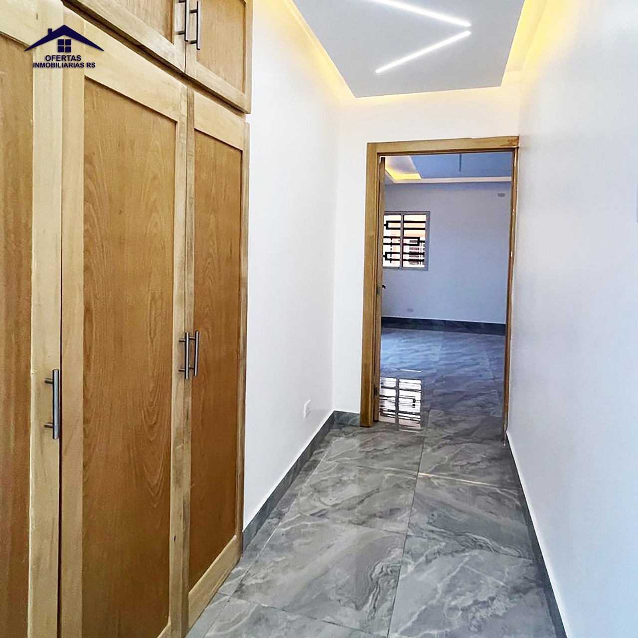 SPACIOUS AND CLEAN HOUSE LOCATED IN BRISA ORIENTAL photo 2