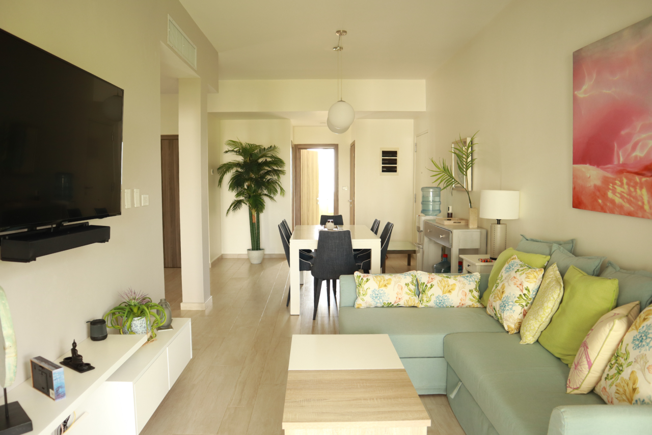 🌴 Luxurious 2-Bedroom Condo with Stunning Golf Course Views - Fully Furnished!