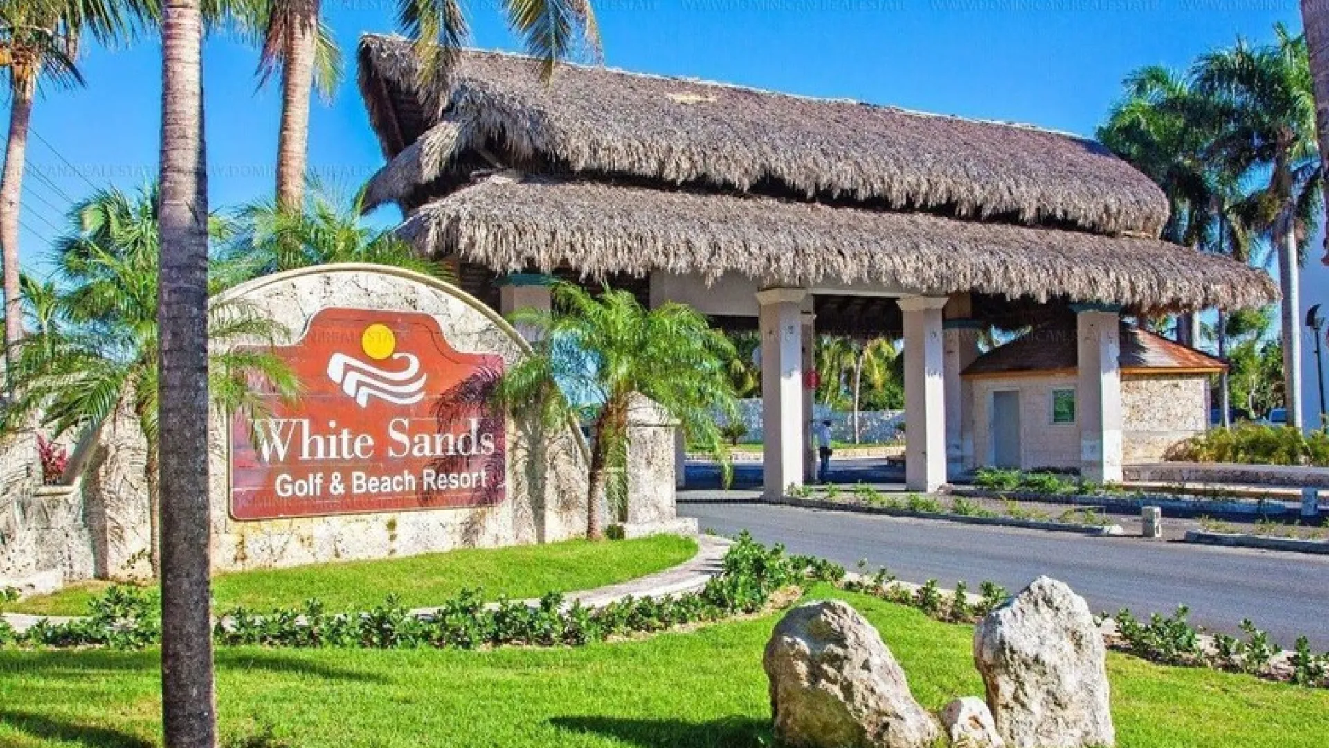White Sands: Buy or rent a house in White Sands, Bávaro
