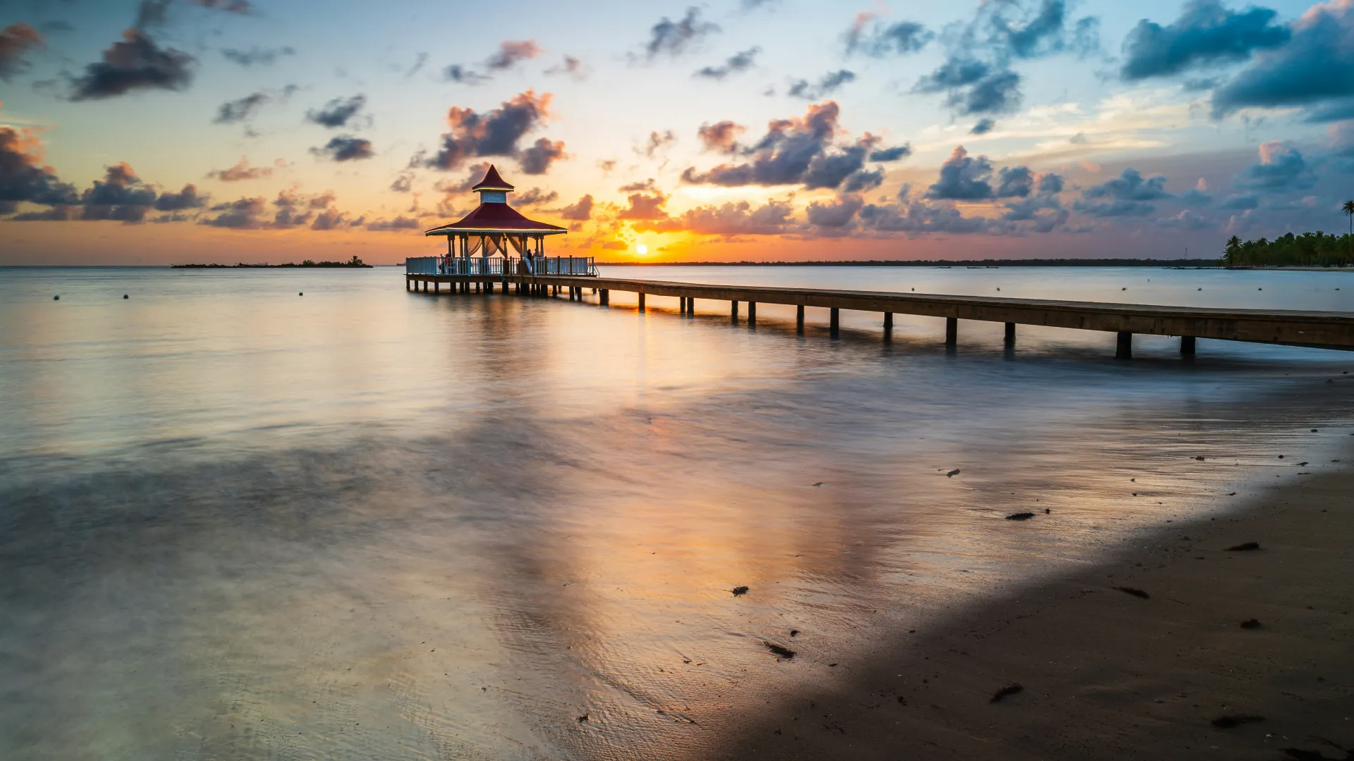 Buy or rent a house in La Romana